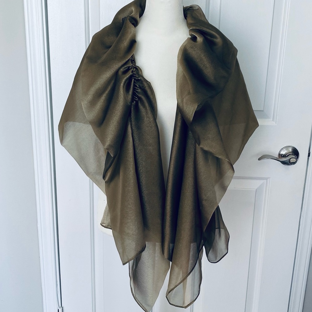 🌴 Custom Made Shawl/Wrap - Picture 9 of 11